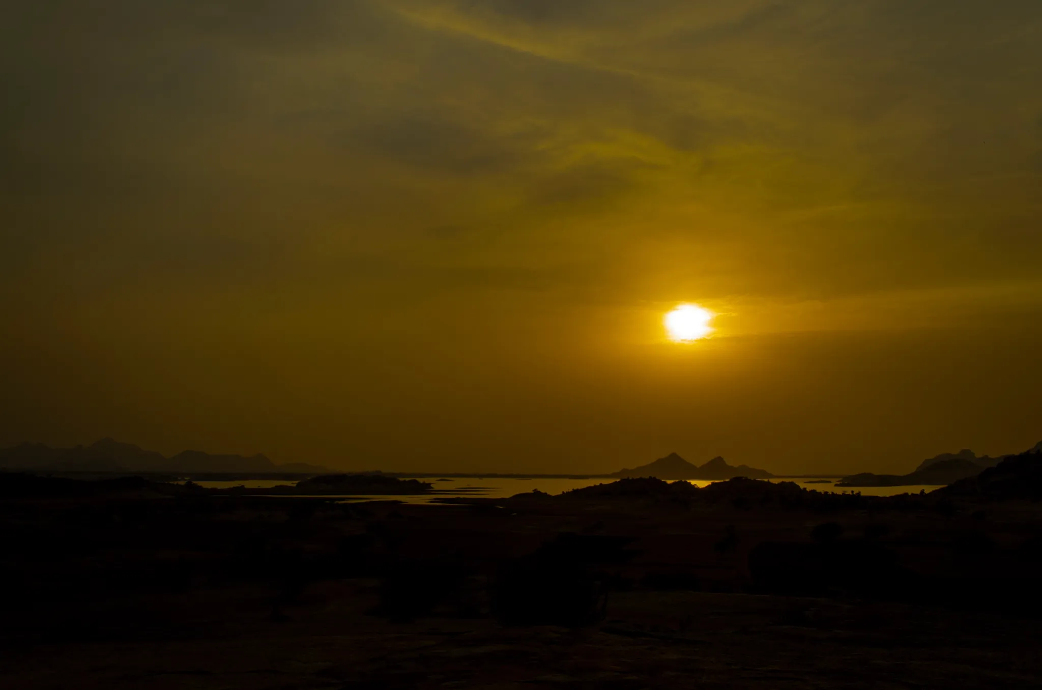 Water and granite formations at Jawai Bera